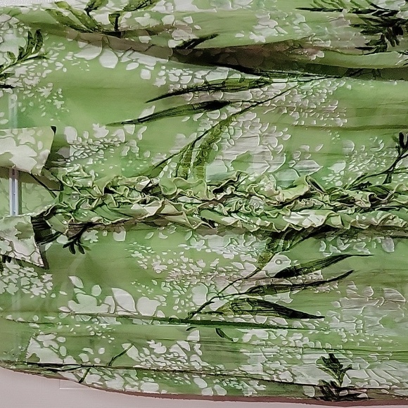 Everday Flowy Silk Floral Blouse US M - Picture 5 of 12